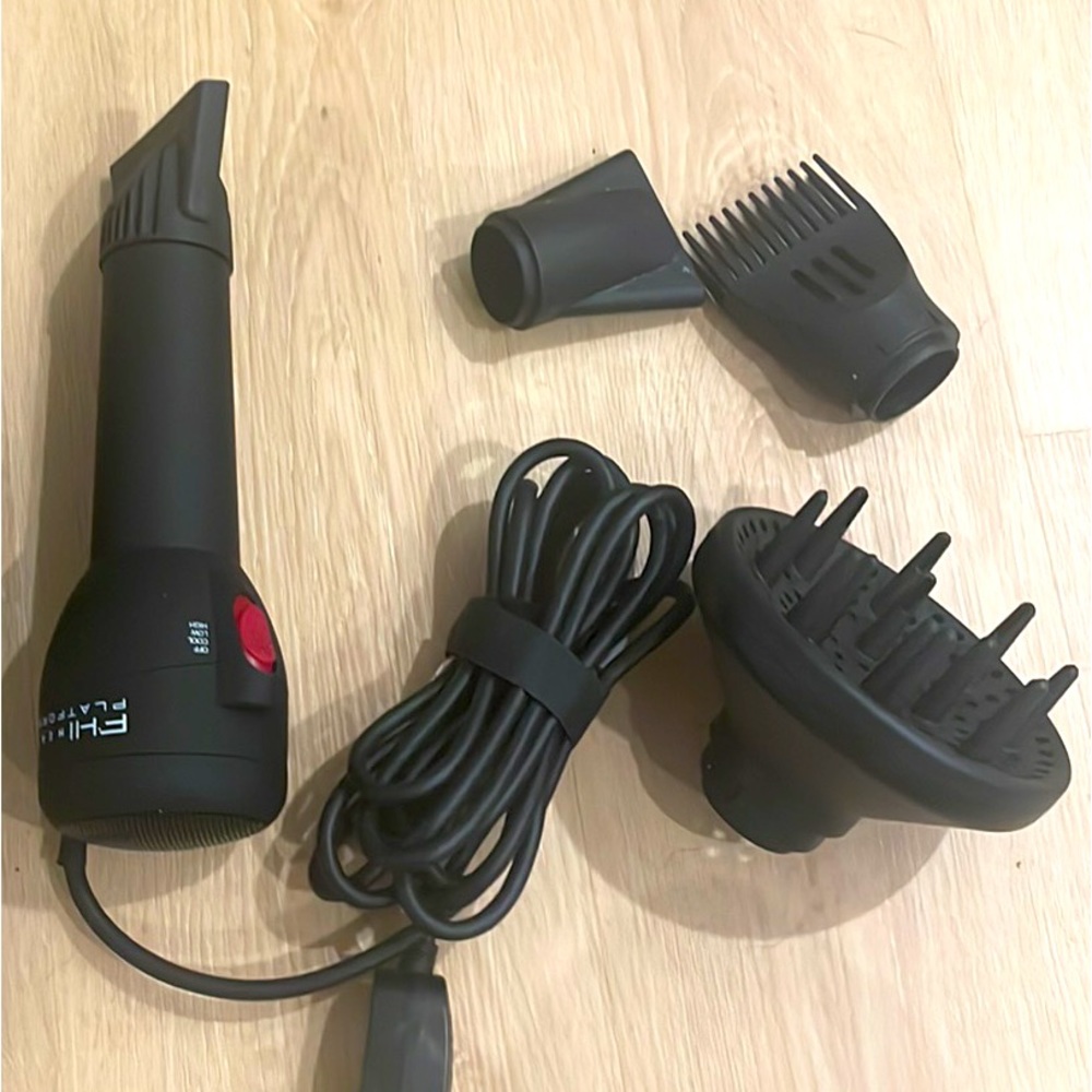 Blow dryer handle-less from FHI HEAT